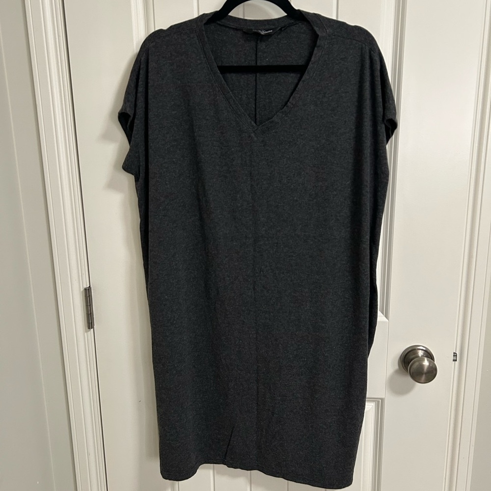 Memi Collective Dark Gray V-Neck Dress
4